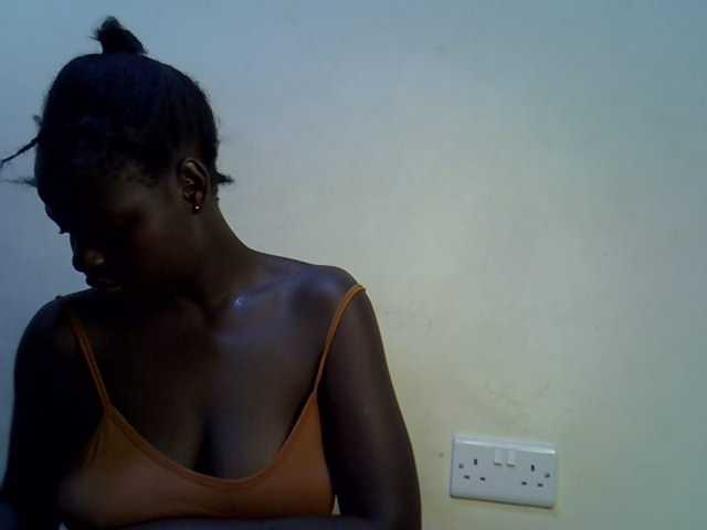 African-qeen1 live cam on BongaCams