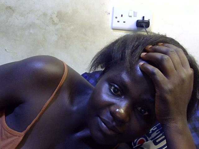 African-qeen1 live cam on BongaCams