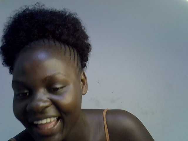 African-qeen1 live cam on BongaCams