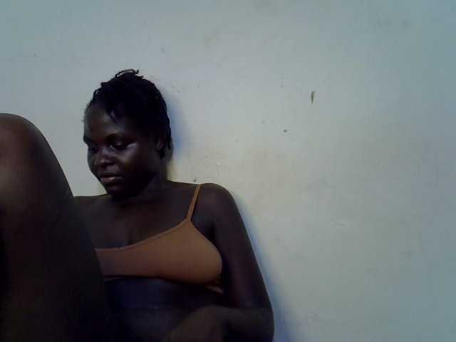 African-qeen1 live cam preview