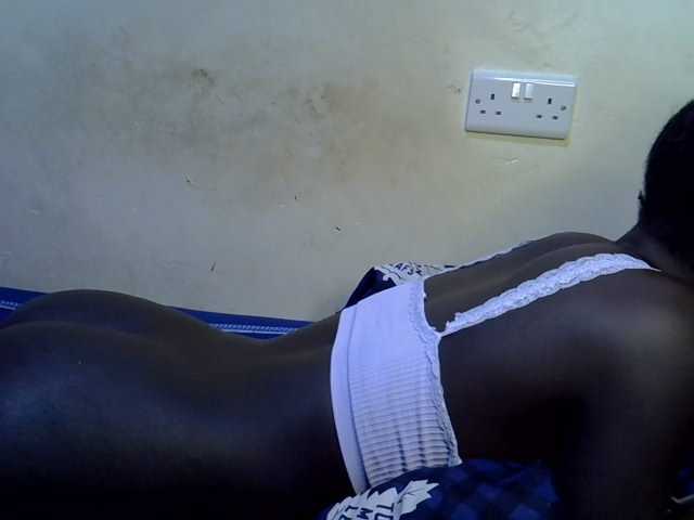 African-qeen1 live cam on BongaCams