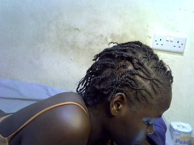 African-qeen1 live cam on BongaCams