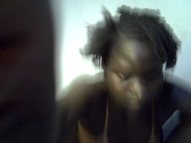 African-qeen1 live cam on BongaCams