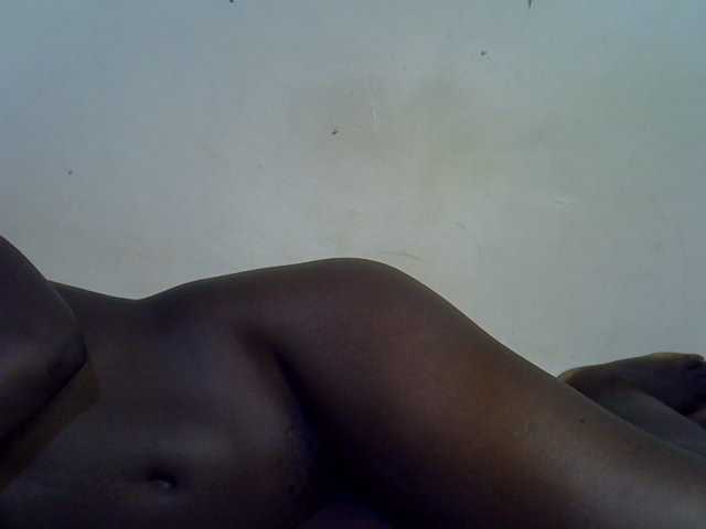African-qeen1