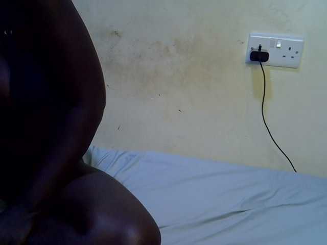 African-qeen1 live cam on BongaCams
