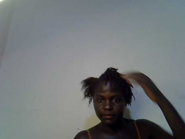African-qeen1 live cam on BongaCams