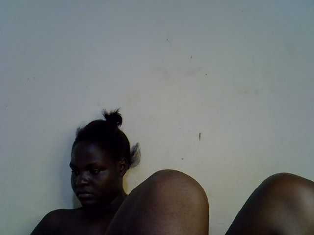 African-qeen1 live cam on BongaCams