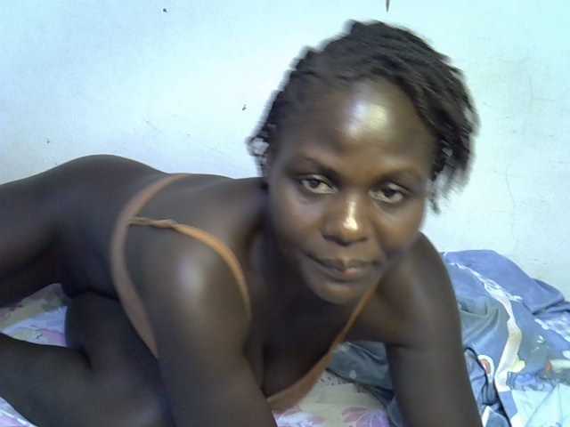 African-qeen1 live cam on BongaCams