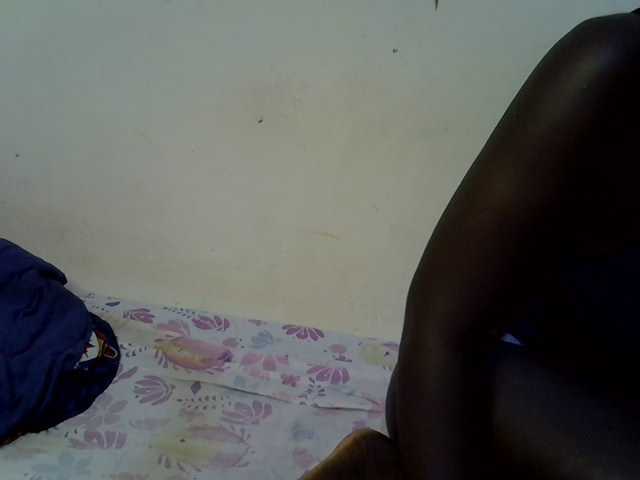 African-qeen1 live cam on BongaCams
