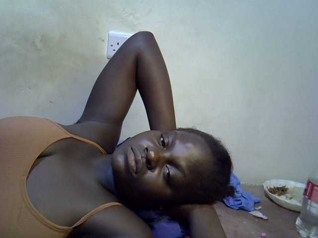 African-qeen1 live cam on BongaCams