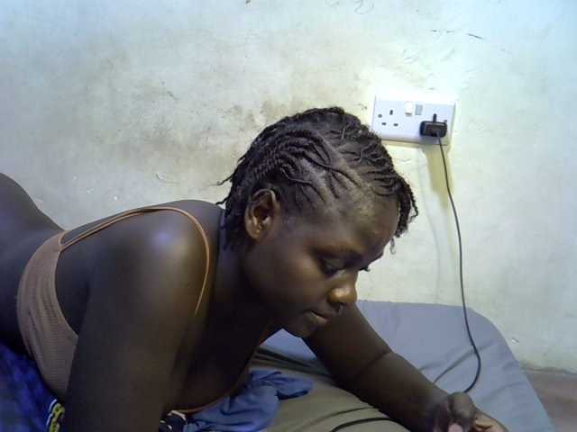 African-qeen1 live cam on BongaCams