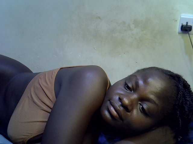 African-qeen1 live cam on BongaCams