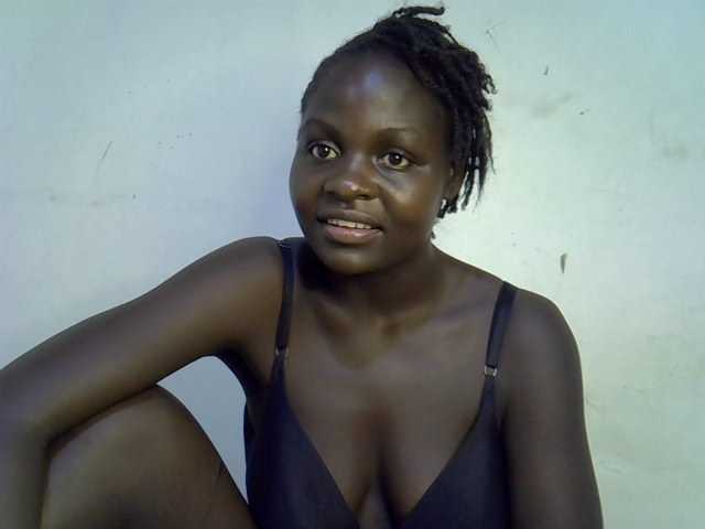 African-qeen1 live cam on BongaCams