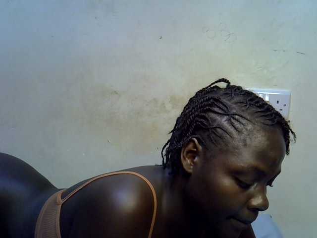 African-qeen1 live cam on BongaCams