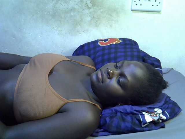 African-qeen1 live cam on BongaCams