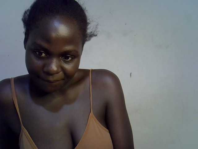 African-qeen1 live cam on BongaCams