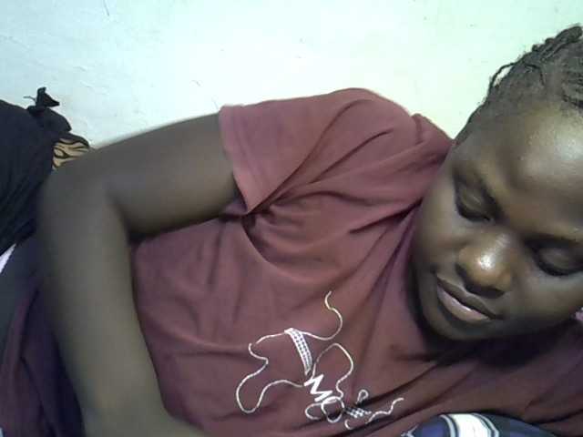 African-qeen1 live cam on BongaCams