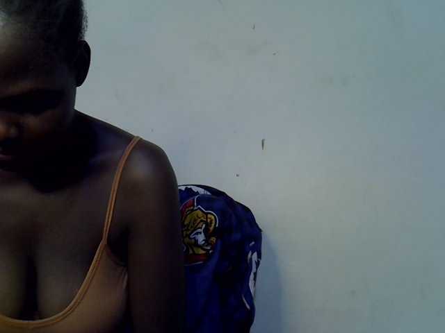 African-qeen1 live cam on BongaCams
