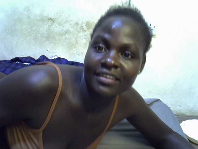 African-qeen1 live cam on BongaCams