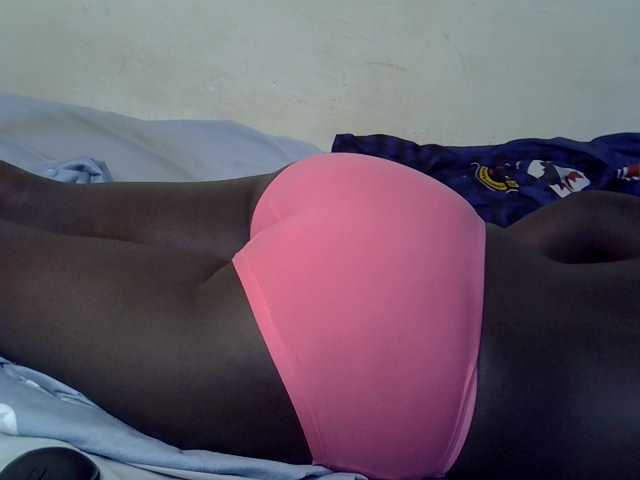 African-qeen1 live cam on BongaCams