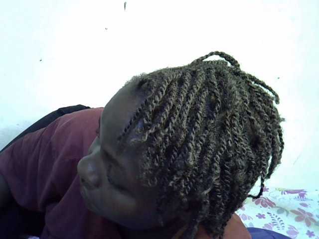 African-qeen1 live cam on BongaCams