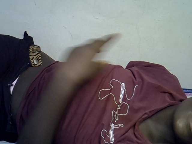 African-qeen1 live cam on BongaCams
