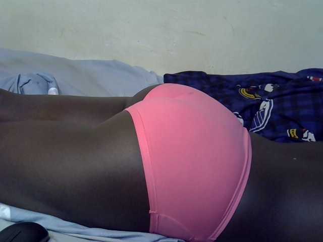 African-qeen1 live cam on BongaCams