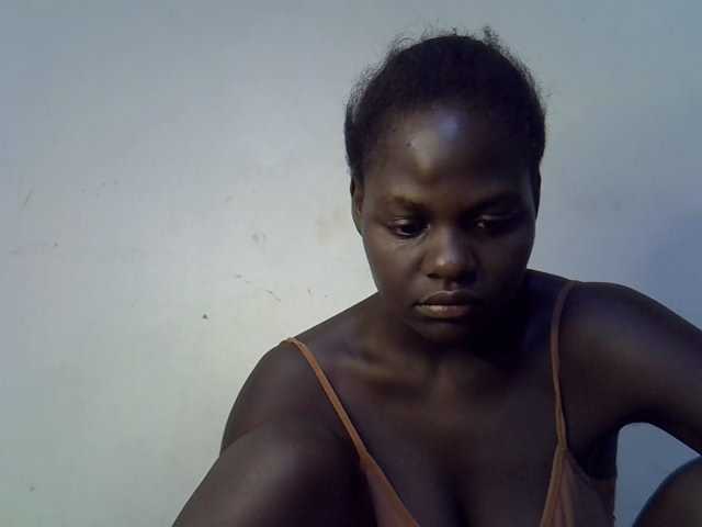 African-qeen1 live cam on BongaCams