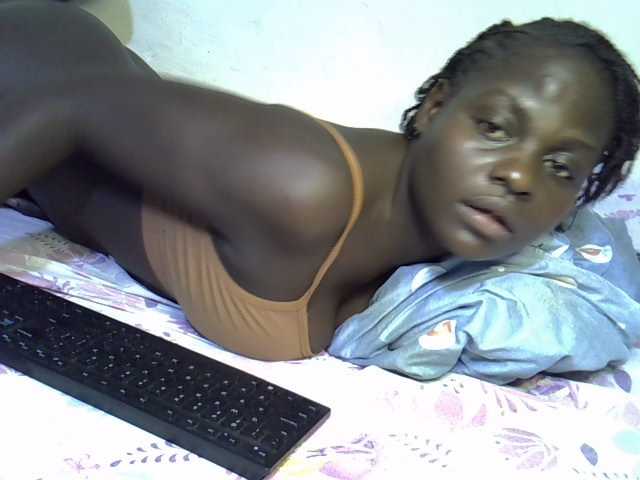 African-qeen1 live cam on BongaCams