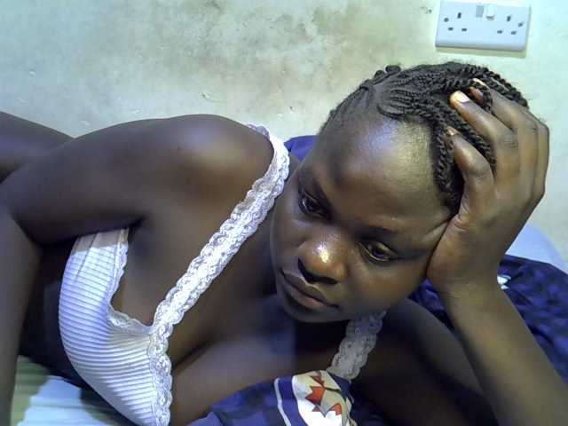 African-qeen1 live cam on BongaCams