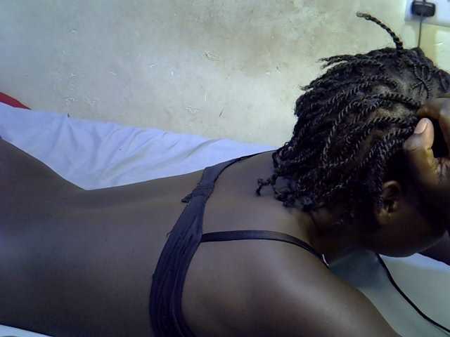 African-qeen1 live cam on BongaCams