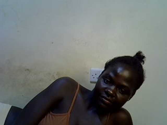 African-qeen1 live cam on BongaCams