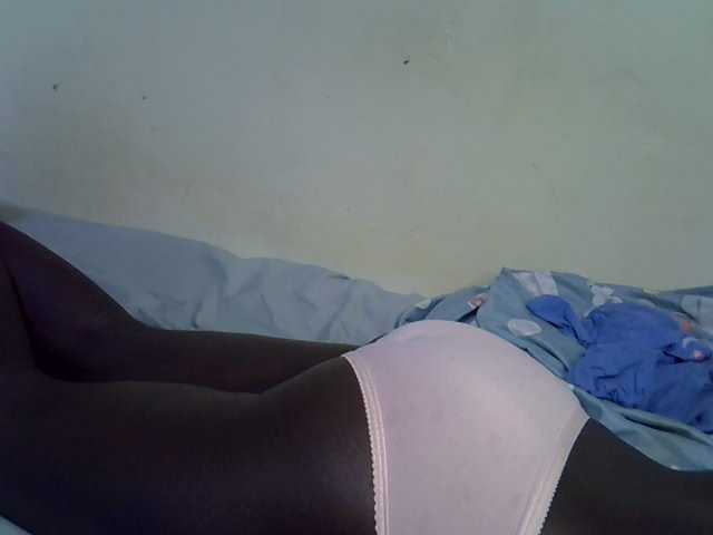 African-qeen1 live cam on BongaCams