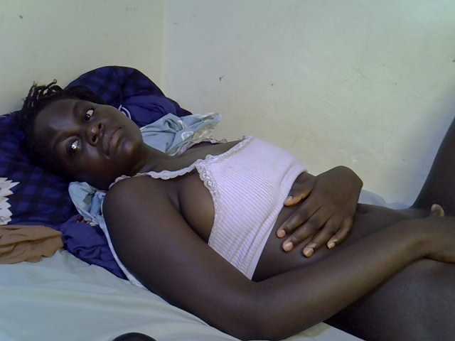 African-qeen1 live cam on BongaCams
