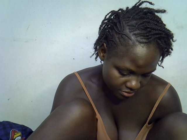 African-qeen1 live cam on BongaCams