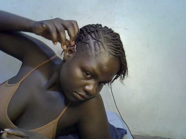 African-qeen1 live cam on BongaCams