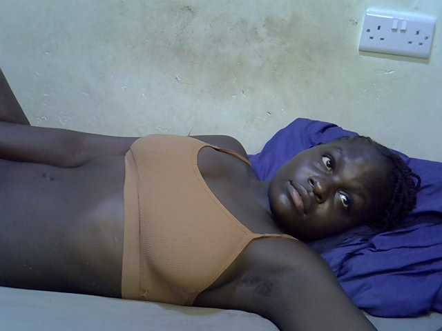 African-qeen1