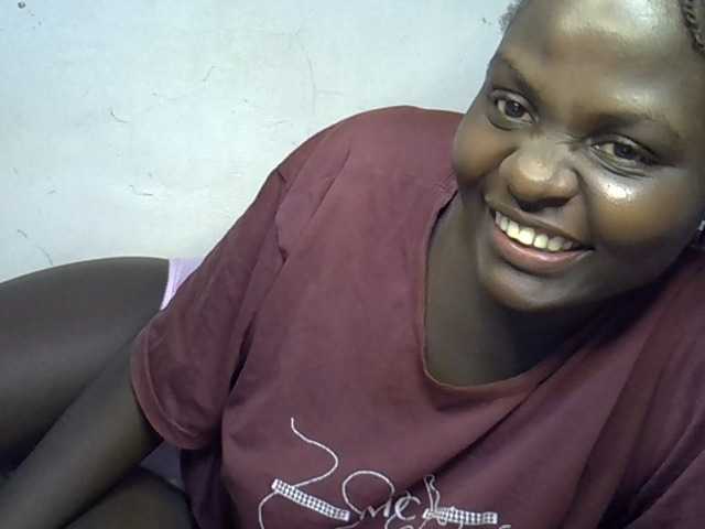 African-qeen1 live cam on BongaCams
