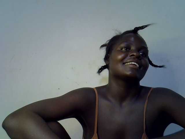 African-qeen1 live cam on BongaCams