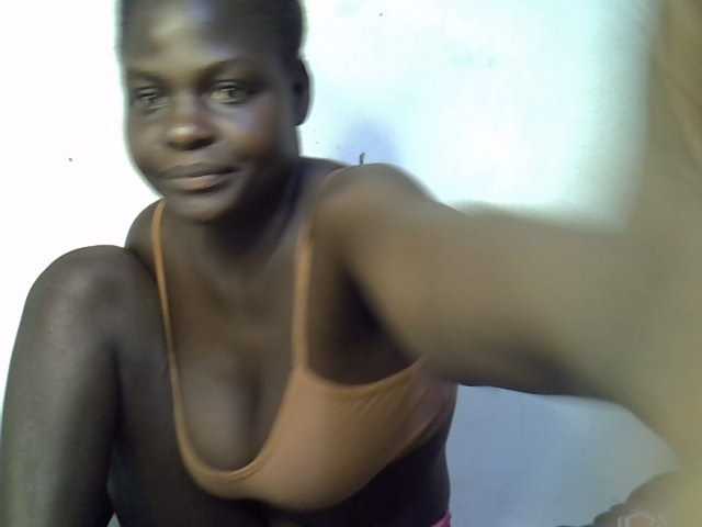 African-qeen1 live cam on BongaCams