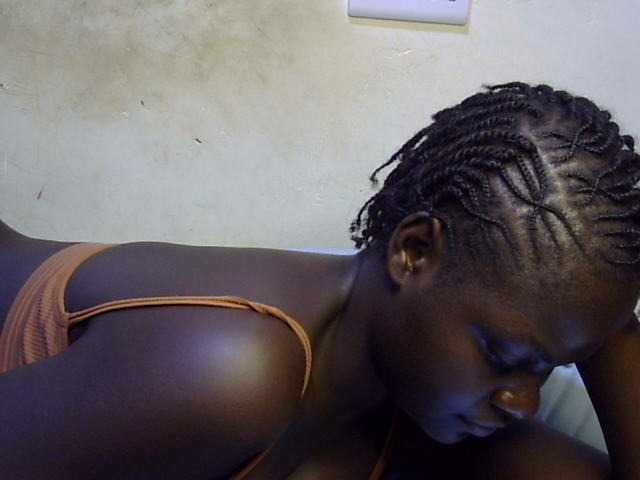 African-qeen1 live cam on BongaCams