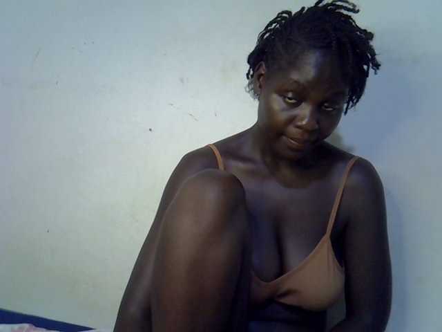 African-qeen1 live cam on BongaCams