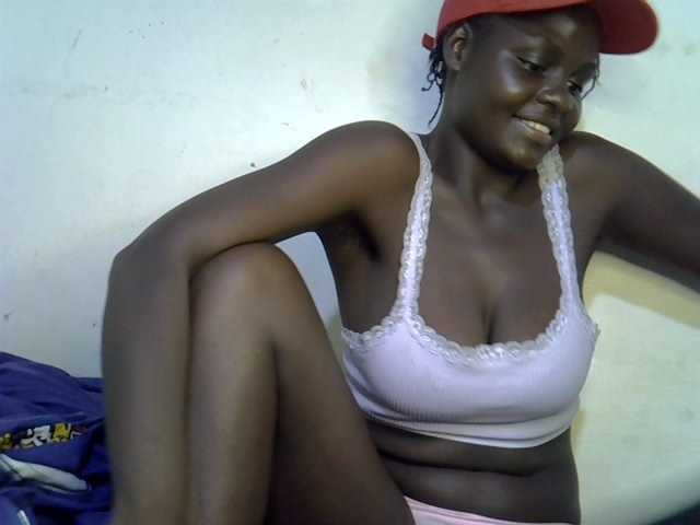 African-qeen1 live cam on BongaCams