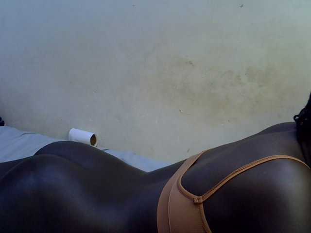 African-qeen1 live cam on BongaCams