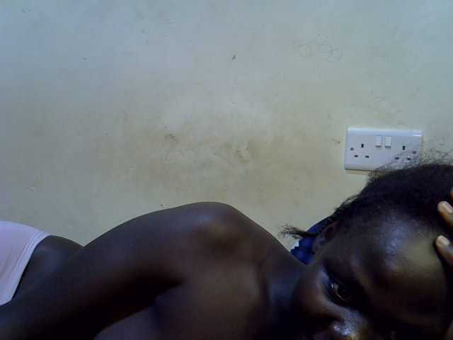 African-qeen1 live cam on BongaCams