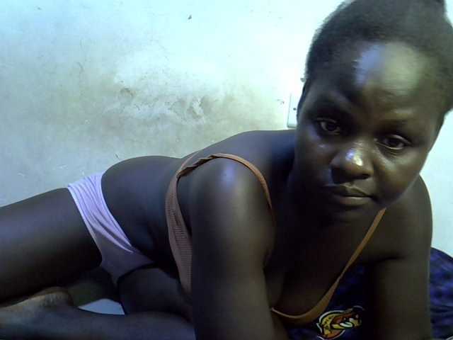 African-qeen1 live cam on BongaCams