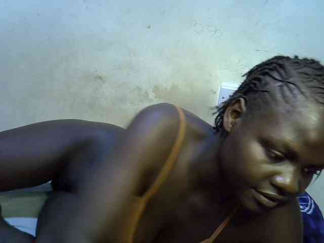 African-qeen1 webcam