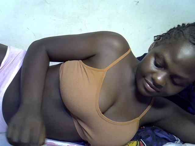 African-qeen1 webcam