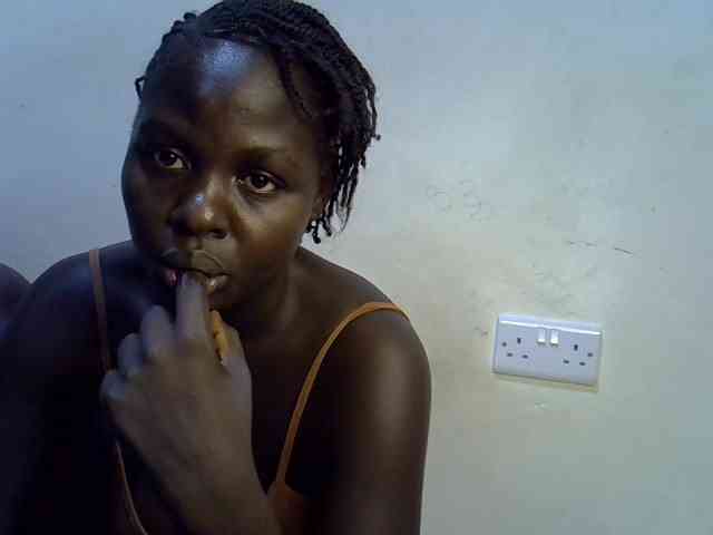 African-qeen1 webcam