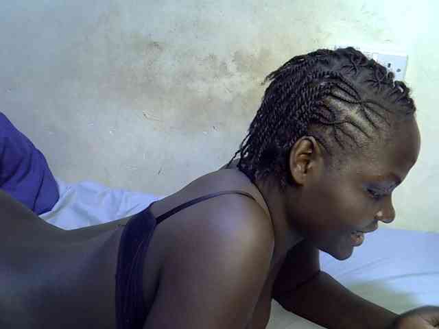 African-qeen1 webcam